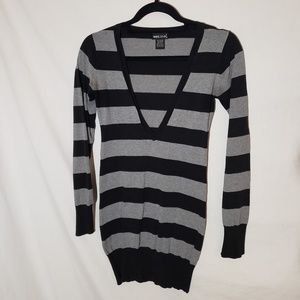 *Wet Seal* Black and gray sheath dress, XS